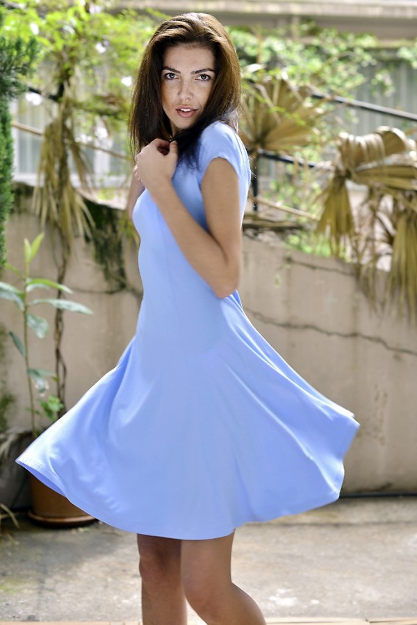 Abiti, gil&egrave; e smanicati